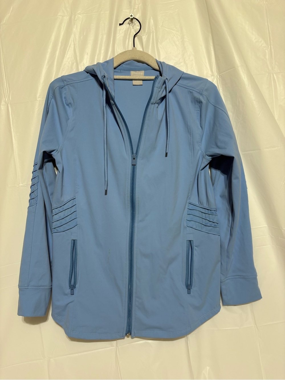 Lightweight Hooded Zip Jacket in Pale Blue
